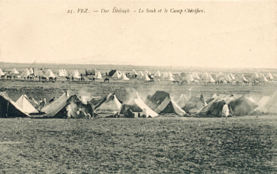027 Souk et camp