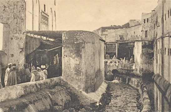 068 Entrée des souks