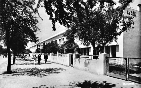 186 Lycée Mixte